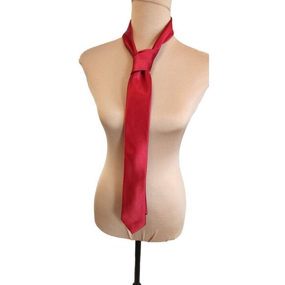 Men's Appt 9 Red Satin Tie - Picture 1 of 3